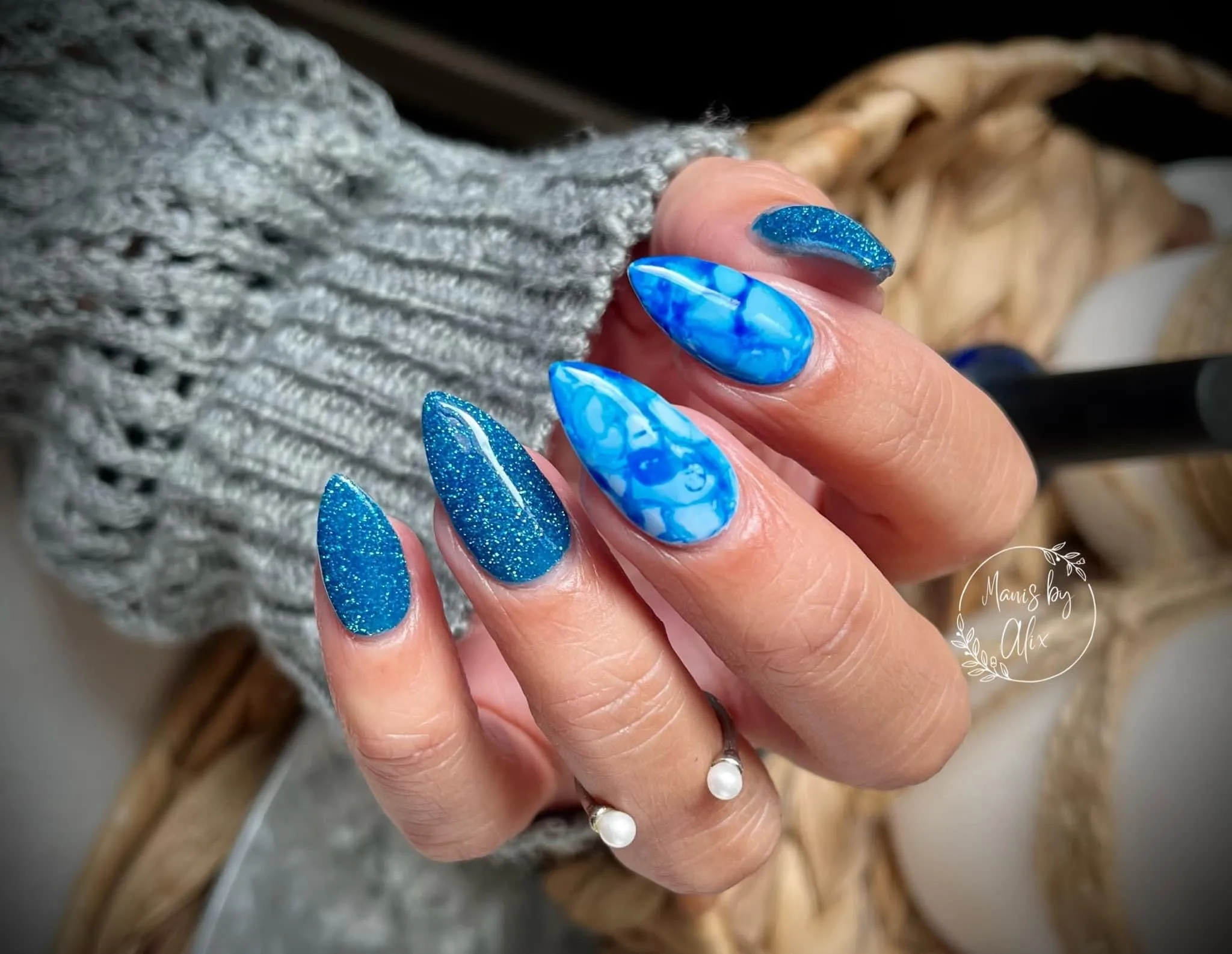 Dj Zone- Reflective gel polish