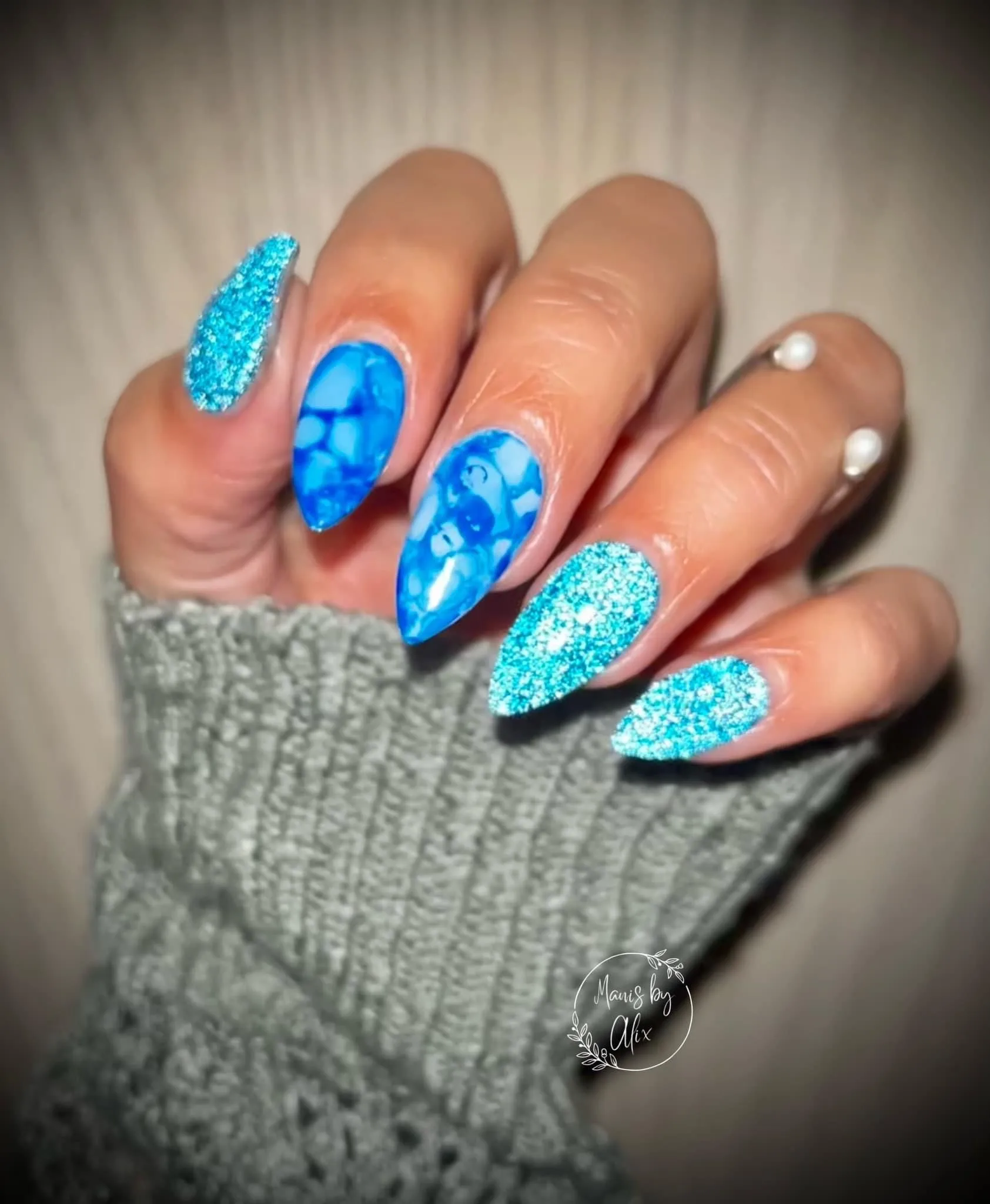 Dj Zone- Reflective gel polish