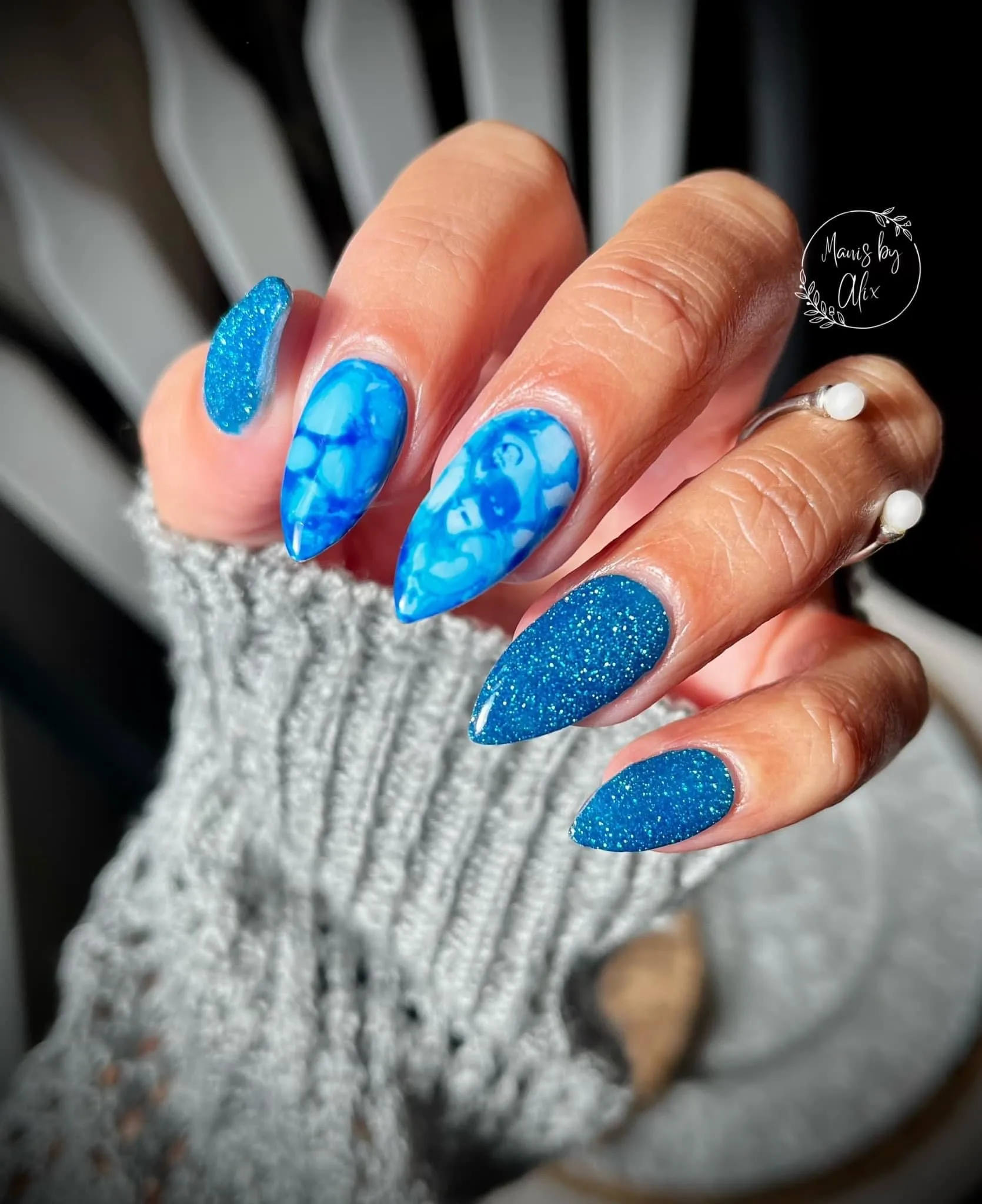 Dj Zone- Reflective gel polish