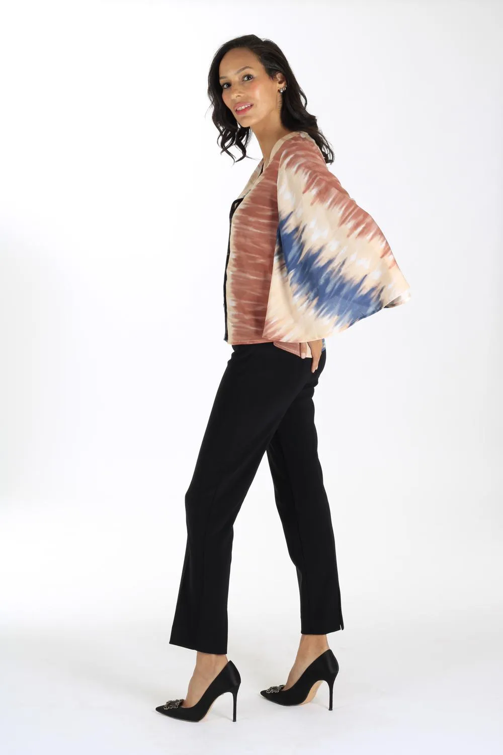 THE FEATHERY BROWN PONCHO TOP