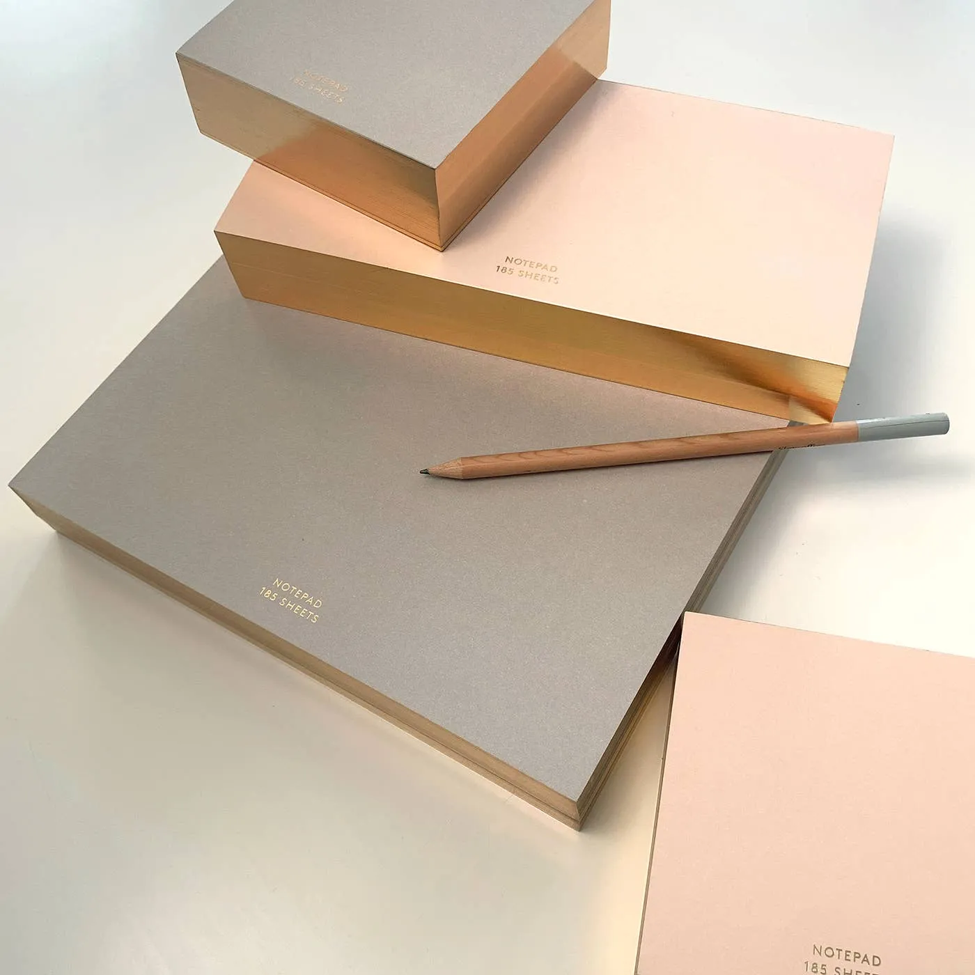 Wms&Co. Greige ColorPad Medium Long with Gilded Edge